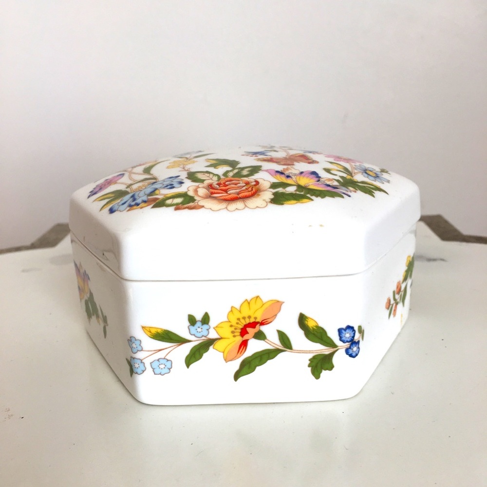 Bone china decorative box.